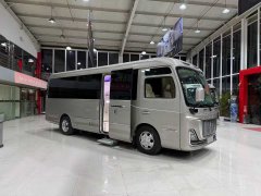 <b>采用比来比力风行的分体式设想</b>